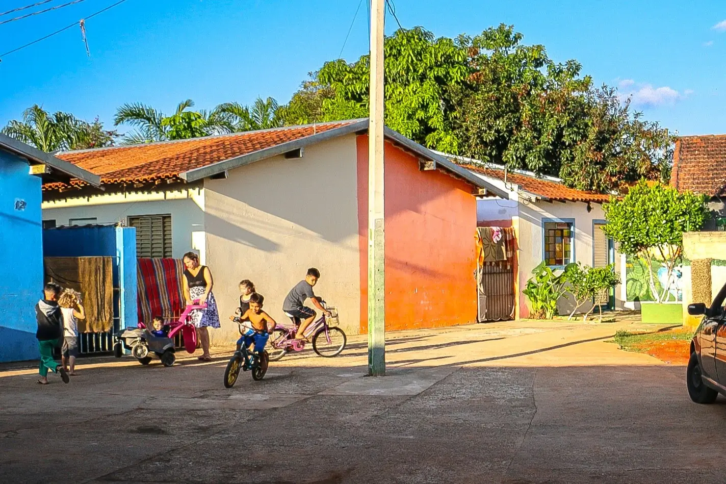 Famílias e Crianças necessitadas de apoio social